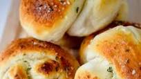 Garlic Parmesan Knots Garlic Parmesan Knots