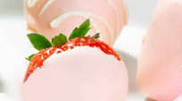 Pink Chocolate Covered Strawberries Pink Chocolate Covered Strawberries