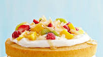Coconut Cream & Fruit-Topped Vanilla Cake Coconut Cream & Fruit-Topped Vanilla Cake