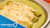 Enchiladas de camarón con queso Cotija y salsa verde Enchiladas de camarón con queso Cotija y salsa verde