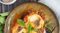 VEGAN AUBERGINE PARMIGIANA VEGAN AUBERGINE PARMIGIANA