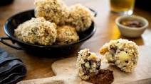 Slow-Cook Beef Cheek and Herb Dumpling Recipe Slow-Cook Beef Cheek and Herb Dumpling Recipe