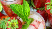 Skinny Summer Strawberry Mojito Skinny Summer Strawberry Mojito