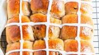 Sourdough hot cross bun recipe Sourdough hot cross bun recipe