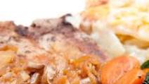 Pork Chops with Scalloped Potatoes Pork Chops with Scalloped Potatoes