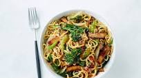 A month of quick and easy vegetarian dinners A month of quick and easy vegetarian dinners