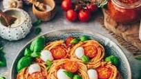 Roasted Tomato Sauce Pasta (Spagetti Noodle Nests) Roasted Tomato Sauce Pasta (Spagetti Noodle Nests)
