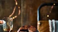 Slow cooker Christmas pudding with amaretto Slow cooker Christmas pudding with amaretto