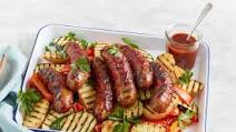 Beef sausages with smoky glaze and grilled vegetables Beef sausages with smoky glaze and grilled vegetables