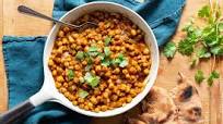 Spicy tamarind chana masala with toasted naan Spicy tamarind chana masala with toasted naan