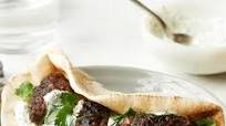 Spiced Middle Eastern Lamb Patties with Pita and Yogurt Spiced Middle Eastern Lamb Patties with Pita and Yogurt
