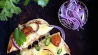 Chicken Tikka Masala Pizza | Video Chicken Tikka Masala Pizza | Video