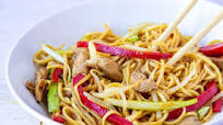 Fideos chinos o chow mein Fideos chinos o chow mein