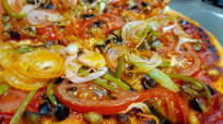 Pizza with Eggplant, Onions and Tomatoes Pizza with Eggplant, Onions and Tomatoes