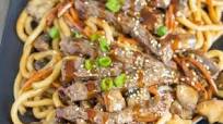 Japchae (Korean Stir-fried Noodles) Japchae (Korean Stir-fried Noodles)