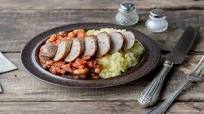 Smokin’ Cowboy Style Sausage, Homemade Baked Beans and Mash Smokin’ Cowboy Style Sausage, Homemade Baked Beans and Mash