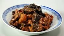 Poh's Pork belly with wood ear fungus Poh's Pork belly with wood ear fungus