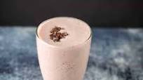 Chocolate Covered Strawberry Smoothie | THM FP or S Chocolate Covered Strawberry Smoothie | THM FP or S