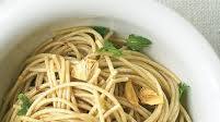 Whole-Wheat Spaghetti with Garlic Oil Whole-Wheat Spaghetti with Garlic Oil