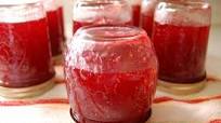 Fig preserves ala Strawberry or Raspberry Jell-O Fig preserves ala Strawberry or Raspberry Jell-O