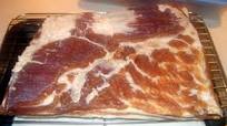 HOME CURED MAPLE BACON Recipe - (4.1/5) HOME CURED MAPLE BACON Recipe - (4.1/5)