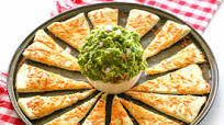 Guaca-Tony with Pizza Chips Guaca-Tony with Pizza Chips