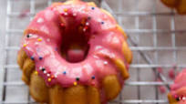 Mini Vanilla Pound Cakes Mini Vanilla Pound Cakes