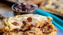 The BEST Chewy Chocolate Chip Cookies The BEST Chewy Chocolate Chip Cookies