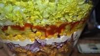 Sałatka warstwowa Gyros - kebab Sałatka warstwowa Gyros - kebab