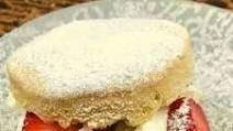 Air Fryer Biscuit Strawberry Shortcake Air Fryer Biscuit Strawberry Shortcake