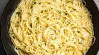 Creamy Three-Cheese Spaghetti Creamy Three-Cheese Spaghetti