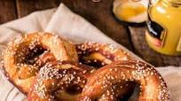 German Soft Pretzels (Laugenbrezel) German Soft Pretzels (Laugenbrezel)