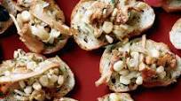 Corn-and-Chanterelle Crostini Corn-and-Chanterelle Crostini