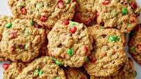 Chocolate-Peanut Butter-Oat Christmas Cookies Chocolate-Peanut Butter-Oat Christmas Cookies