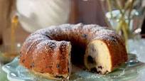 Blueberry-Buttermilk Bundt Cake Blueberry-Buttermilk Bundt Cake