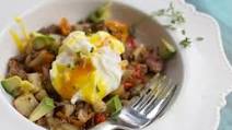 Ruffled Egg with Roast Beef Hash for a Ruffled Life Ruffled Egg with Roast Beef Hash for a Ruffled Life