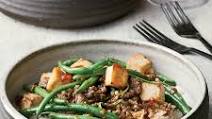 Spicy Green Bean and Tofu Stir-Fry with Ground Bison Spicy Green Bean and Tofu Stir-Fry with Ground Bison