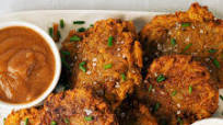 Vegan Latkes (Potato Pancakes) Vegan Latkes (Potato Pancakes)