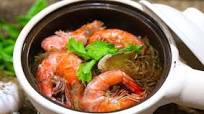 RECIPE: Prawns in Glass Noodle Hot Pot (Goong Ob WoonSen) RECIPE: Prawns in Glass Noodle Hot Pot (Goong Ob WoonSen)