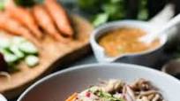 Soba Noodles and Chicken with Spicy Peanut Sauce Soba Noodles and Chicken with Spicy Peanut Sauce