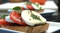 Bruschetta Caprese: aprenda como é feita Bruschetta Caprese: aprenda como é feita
