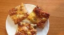 Liquid pizza with yeast dough Liquid pizza with yeast dough