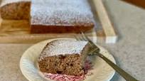 Old-fashioned Applesauce Cake Old-fashioned Applesauce Cake