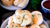 Easy Garlic Knots Recipe Easy Garlic Knots Recipe