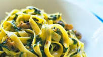 Creamy salmon and spinach tagliatelle Creamy salmon and spinach tagliatelle
