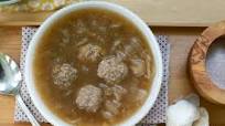 Crockpot Onion and Meatball Soup Crockpot Onion and Meatball Soup