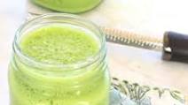 Low FODMAP Smoothie with Ginger, Pineapple, and Kale Low FODMAP Smoothie with Ginger, Pineapple, and Kale
