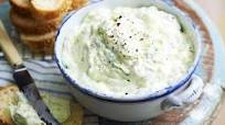Yoghurt and cucumber dip (tzatziki) Yoghurt and cucumber dip (tzatziki)