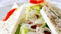 Traditional Greek Salad recipe (Horiatiki / Xoriatiki) Traditional Greek Salad recipe (Horiatiki / Xoriatiki)