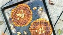 Healthy Pumpkin Waffles Healthy Pumpkin Waffles